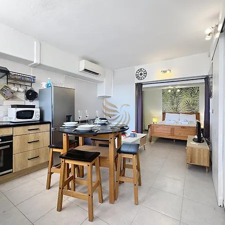 4 Pers-wifi-mer-étang à St-aygulf Villepey