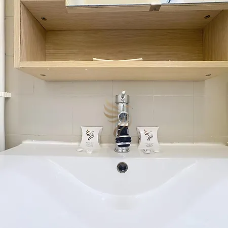 4 Pers-wifi-mer-étang à St-aygulf Villepey