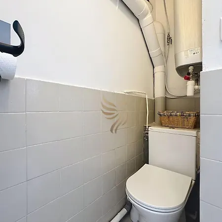 4 Pers-wifi-mer-étang à St-aygulf *